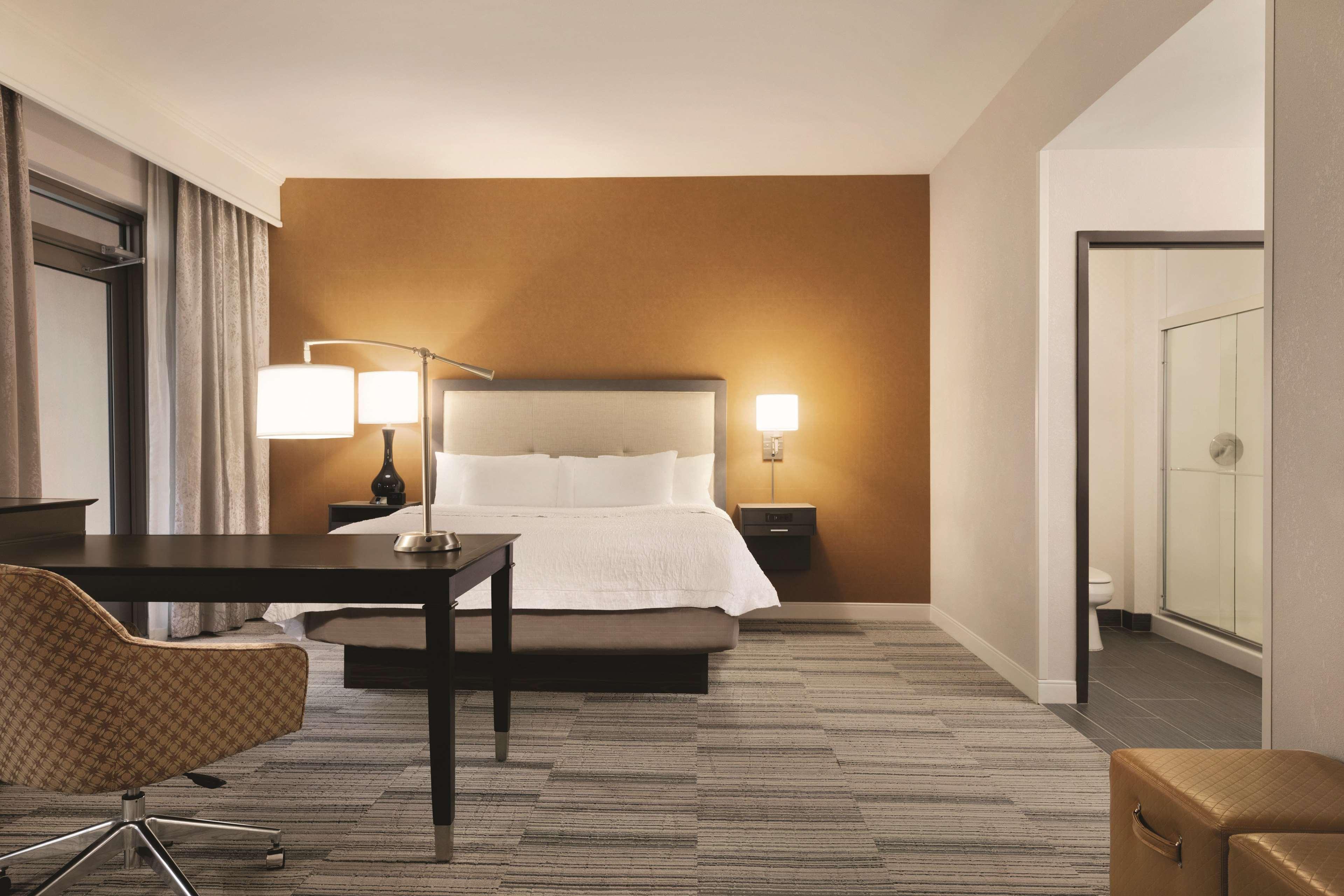 Hampton Inn & Suites - Roanoke-Downtown, Va Εξωτερικό φωτογραφία