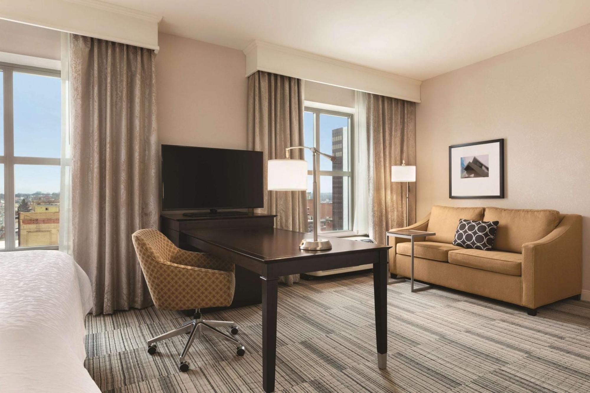 Hampton Inn & Suites - Roanoke-Downtown, Va Εξωτερικό φωτογραφία